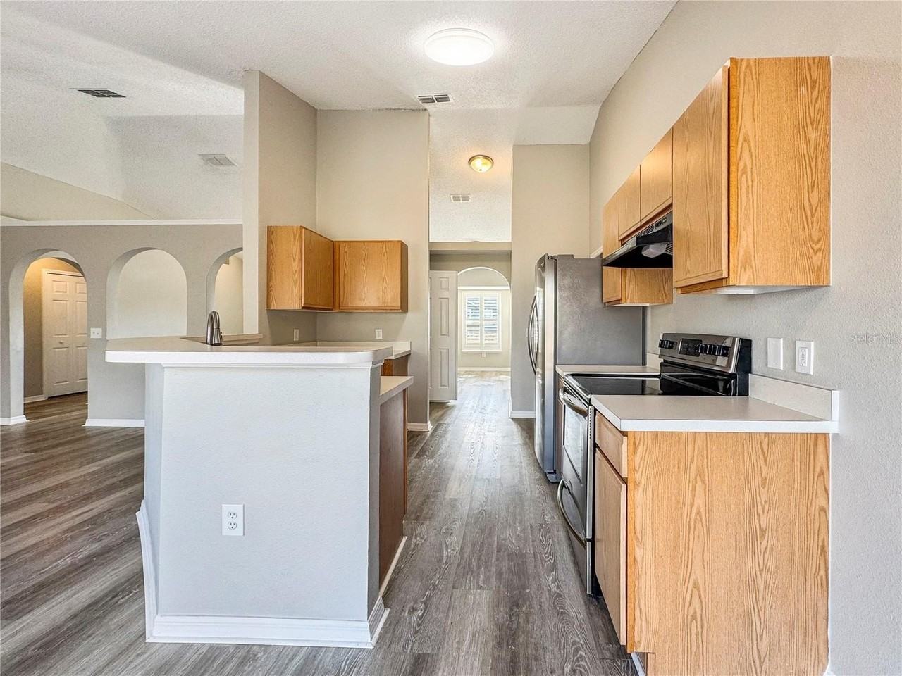 13053 Spencer Ct - Photo 5 of 18