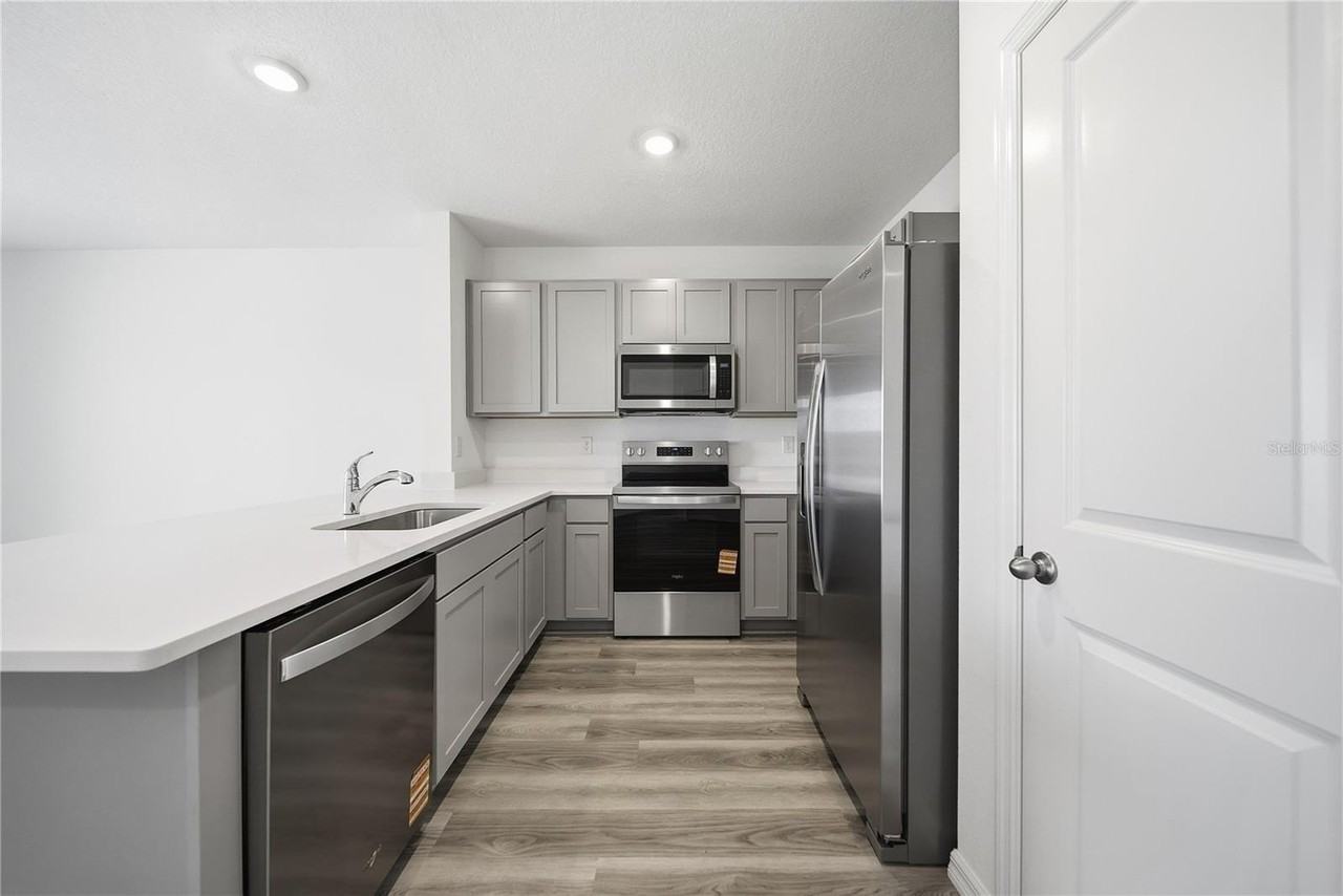 2480 Riversong Lodge Ln - Photo 6 of 30