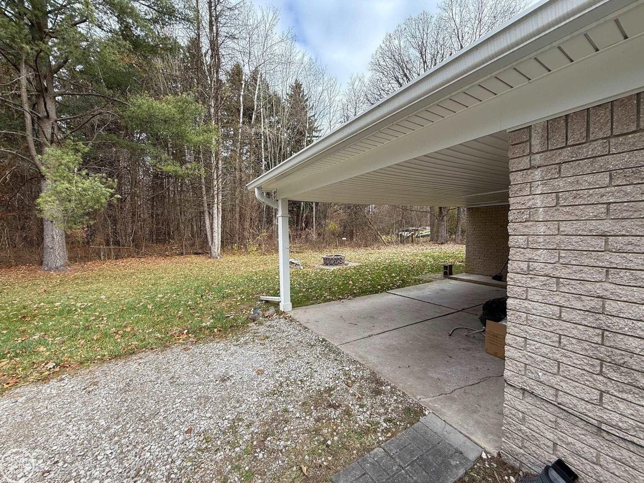 19207 29 Mile Rd - Photo 4 of 30