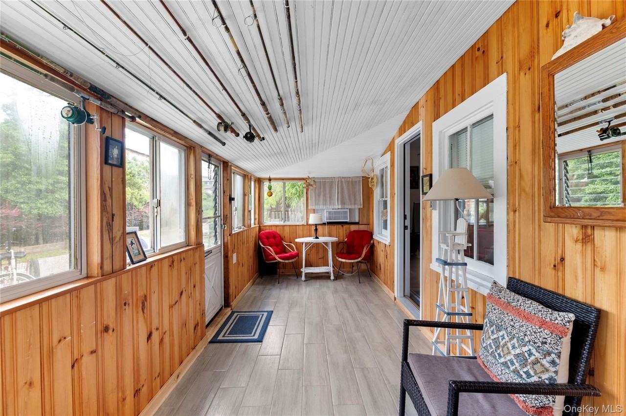 30 Bungalow Walk - Photo 2 of 18