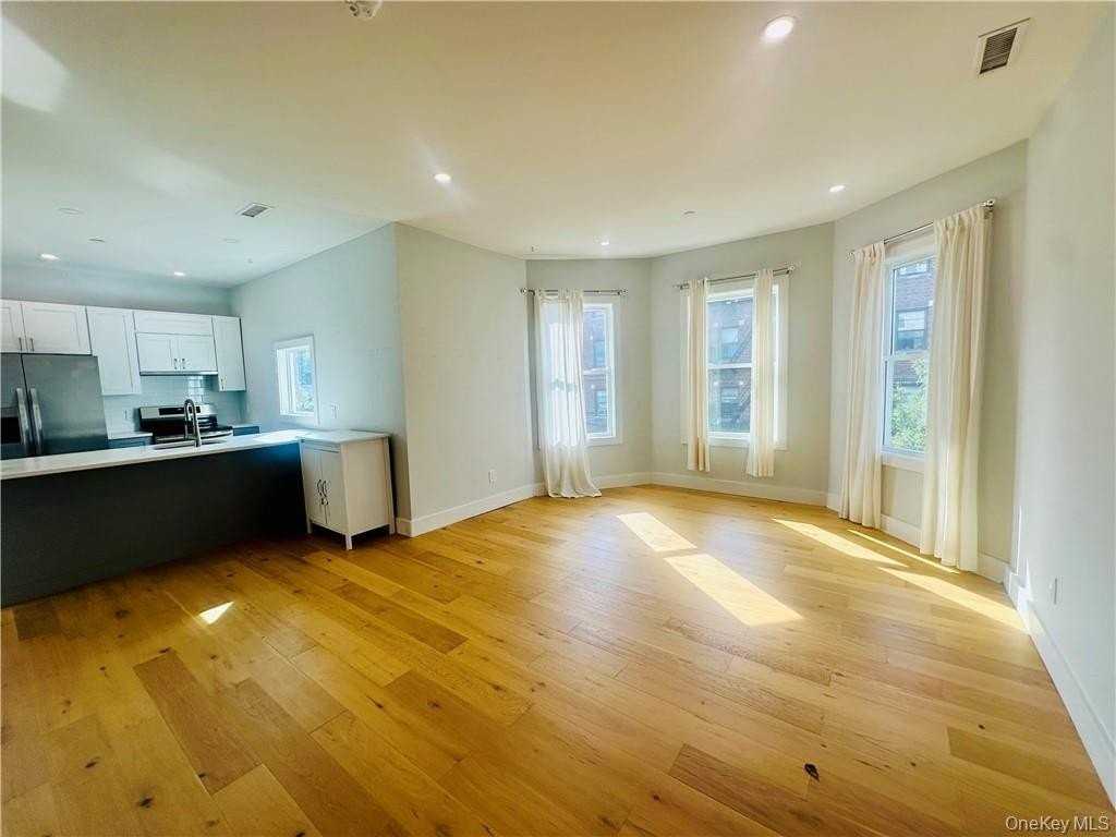 56 Wildey Street #2FL - Photo 3 of 17