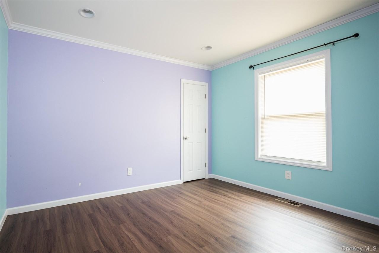 41 Morning Dr - Photo 6 of 17