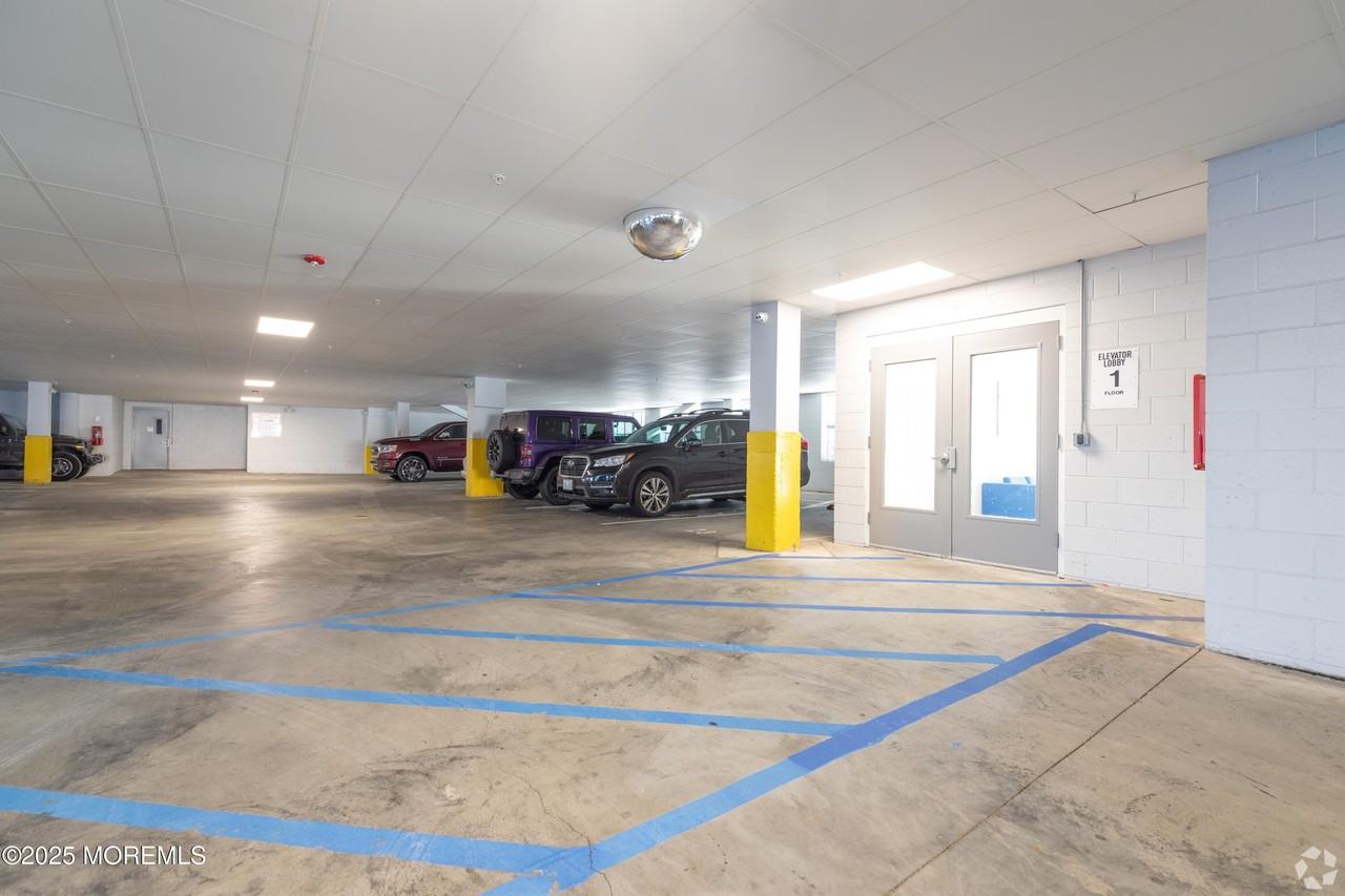 509 Memorial Dr Apt 302 #302