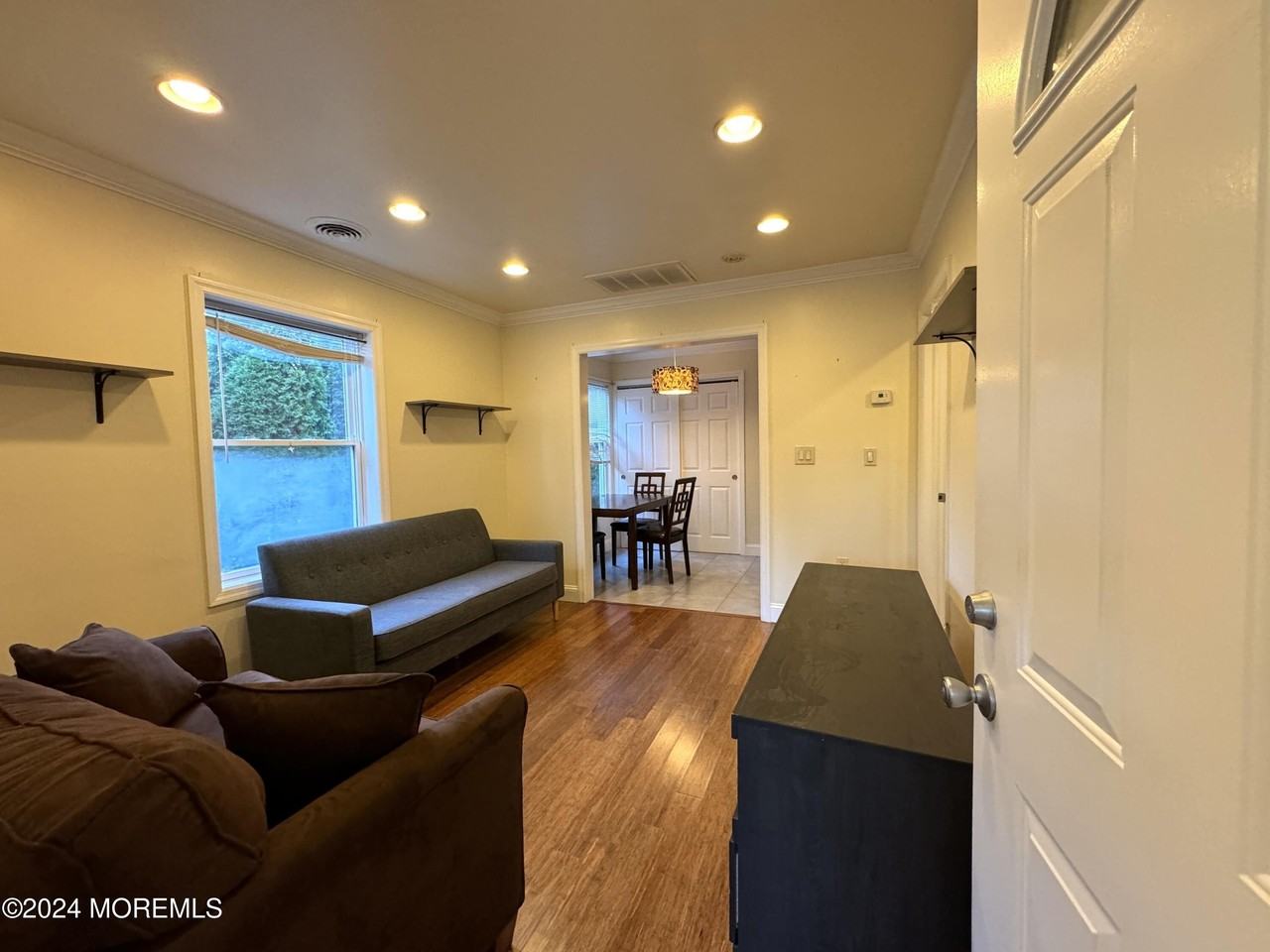 340 340 Elberon Boulevard unit: Rear House #REAR - Photo 3 of 5