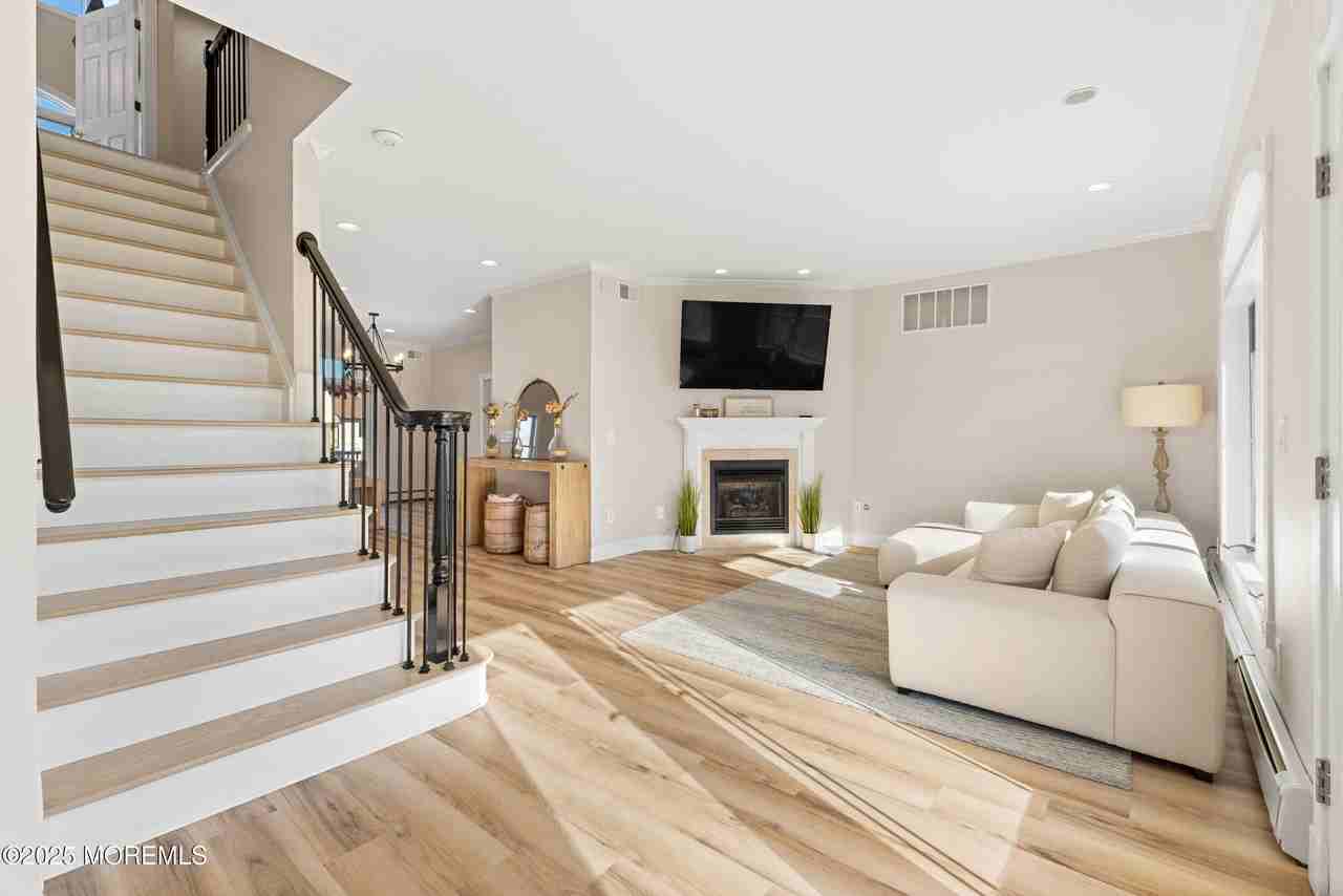 3456 E Thistle Ave - Photo 2 of 50