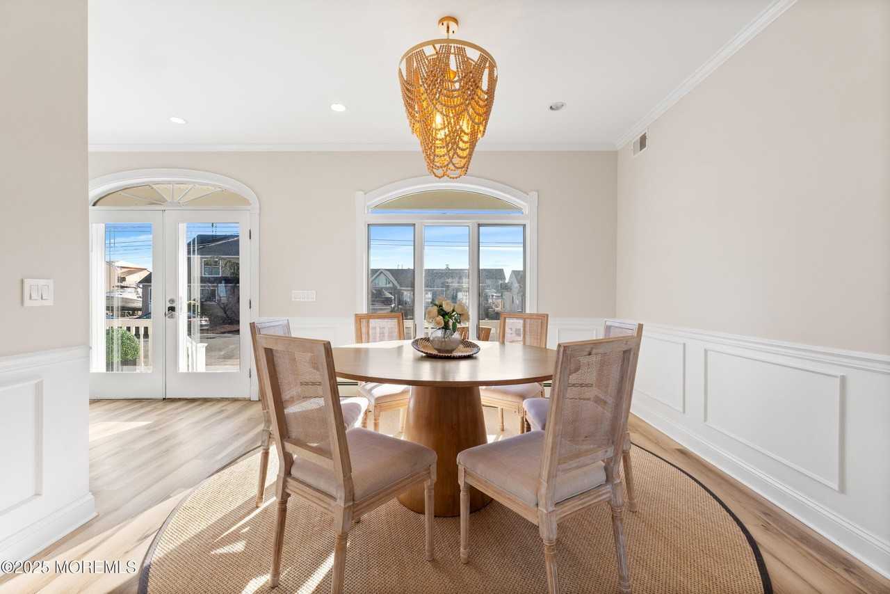 3456 E Thistle Ave - Photo 3 of 50