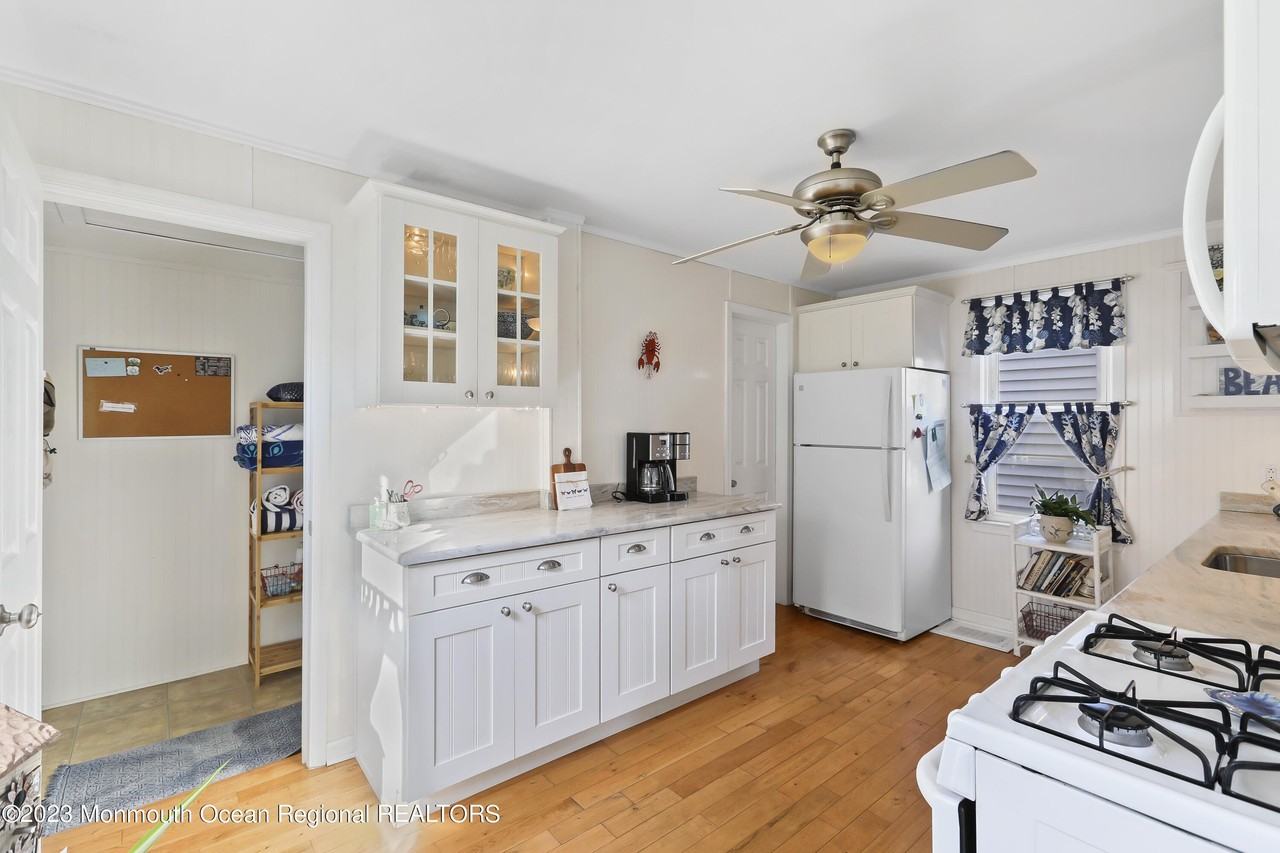 603 Madison Ave - Photo 7 of 28