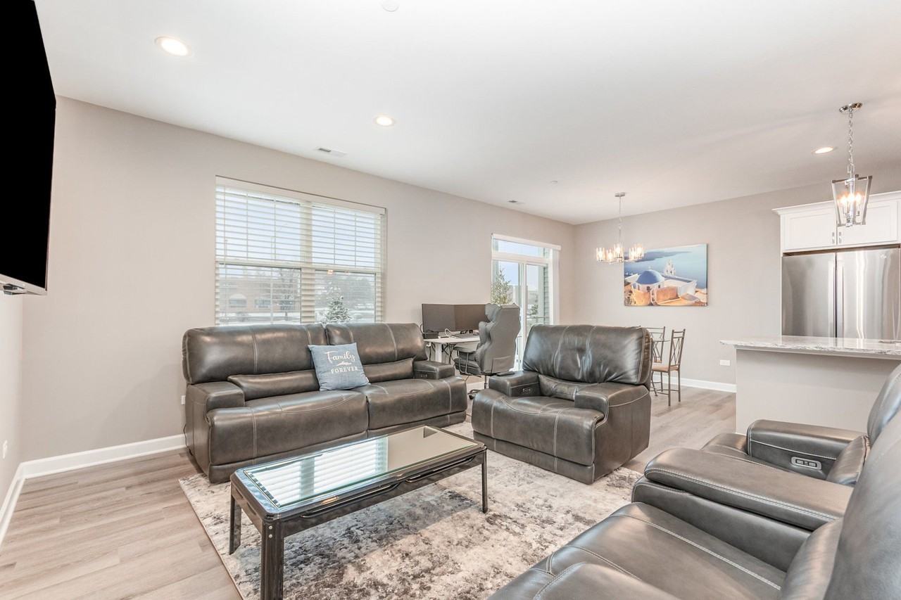 N Masters Dr - Photo 3 of 15