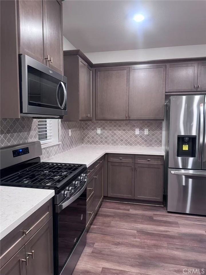 South Laguna Avenue - Photo 3 of 19