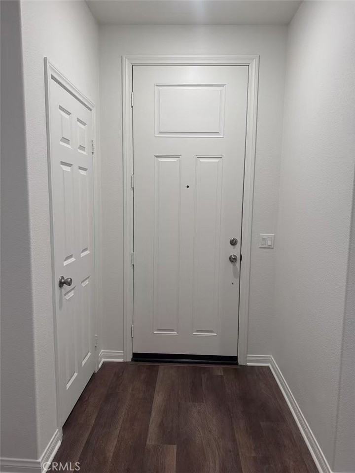 South Laguna Avenue - Photo 4 of 19