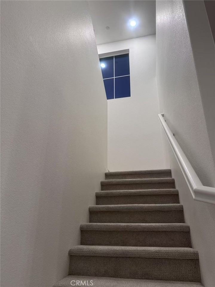 South Laguna Avenue - Photo 6 of 19