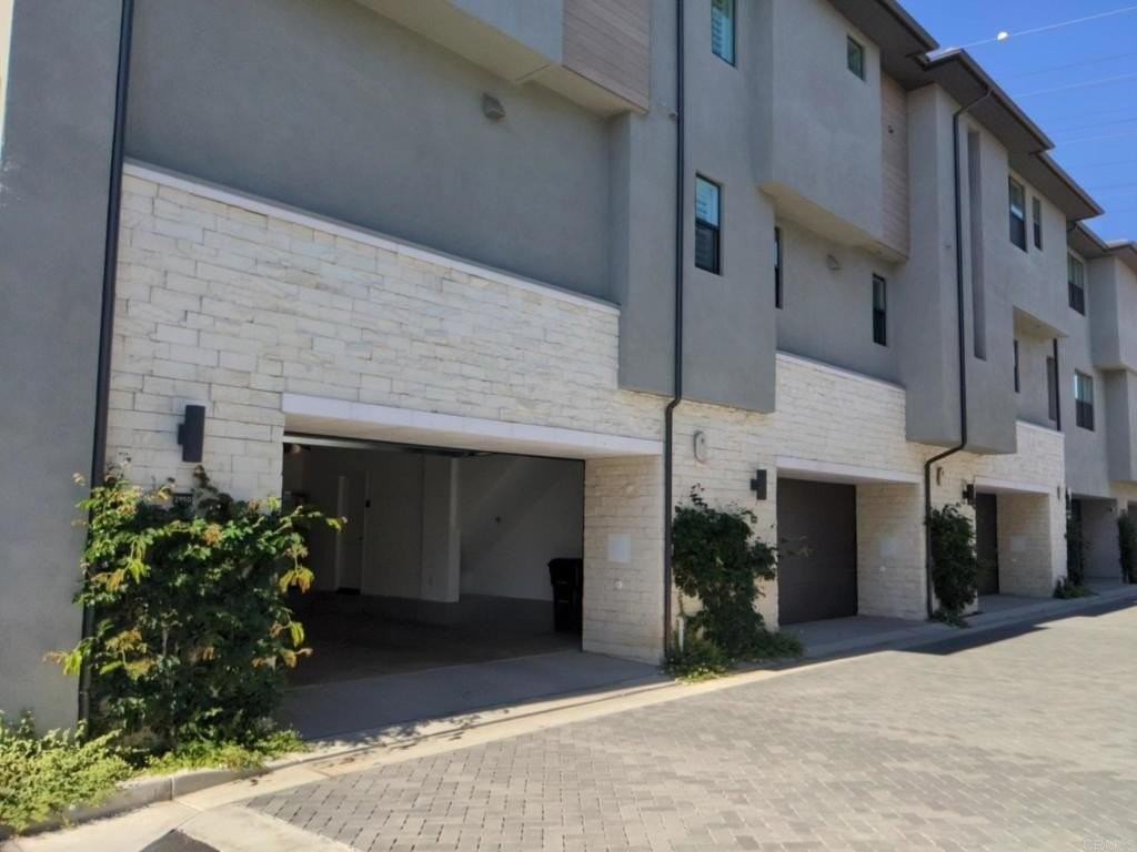 Via Alta Place - Photo 3 of 50