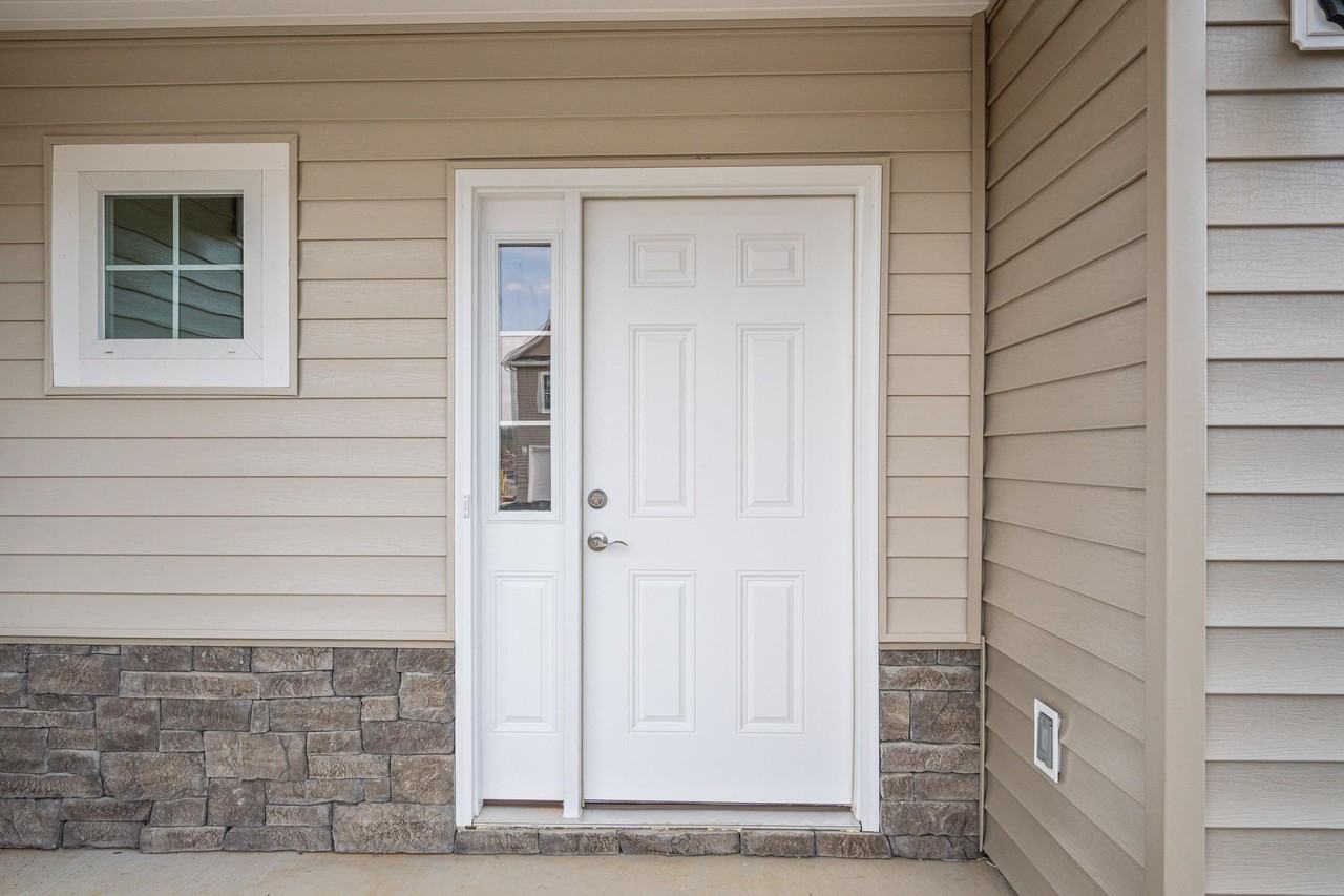 Warren Newcomb Dr - Photo 2 of 48