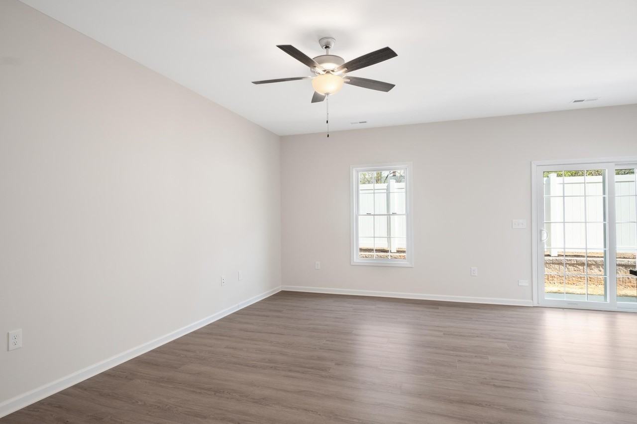 Warren Newcomb Dr - Photo 6 of 48