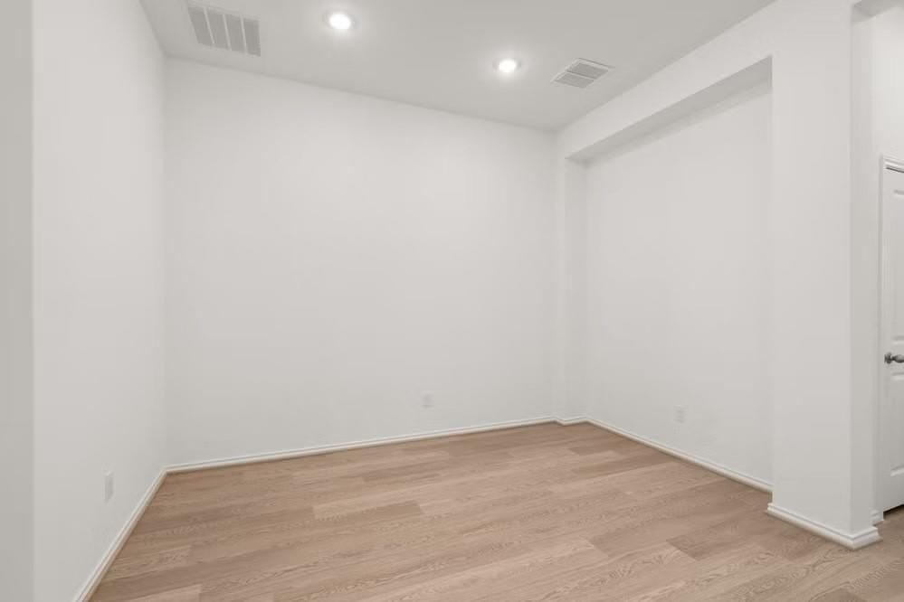 1805 Willowhurst Ln - Photo 7 of 20