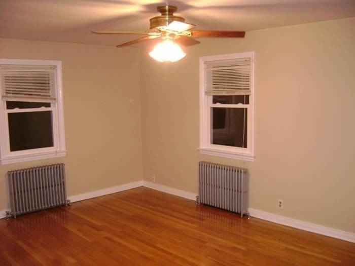 Wolfle St - Photo 3 of 7