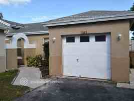 featured image of 7215 Southwest 42nd Court