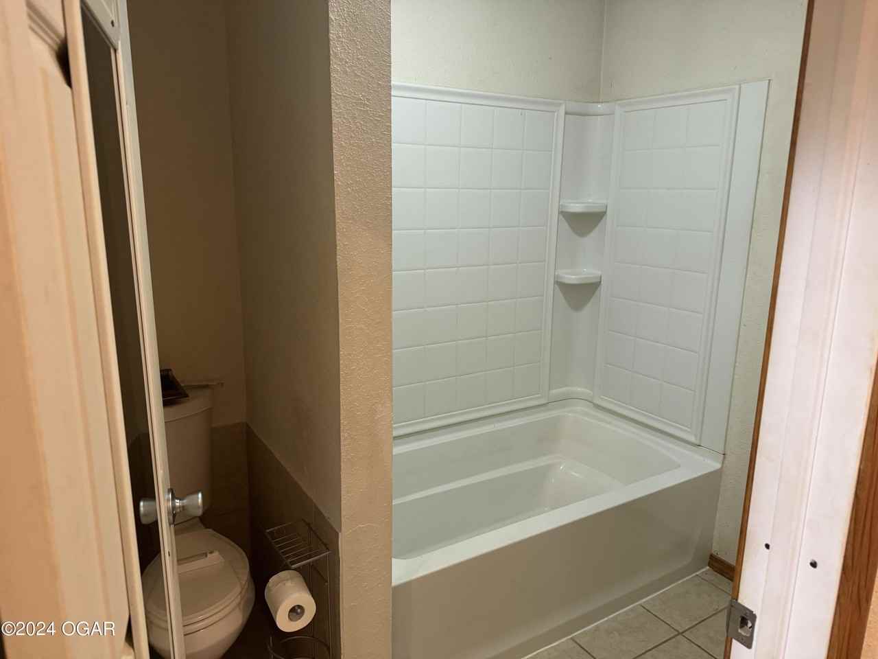 10945 S 704 Rd Unit 2 #2 - Photo 7 of 9