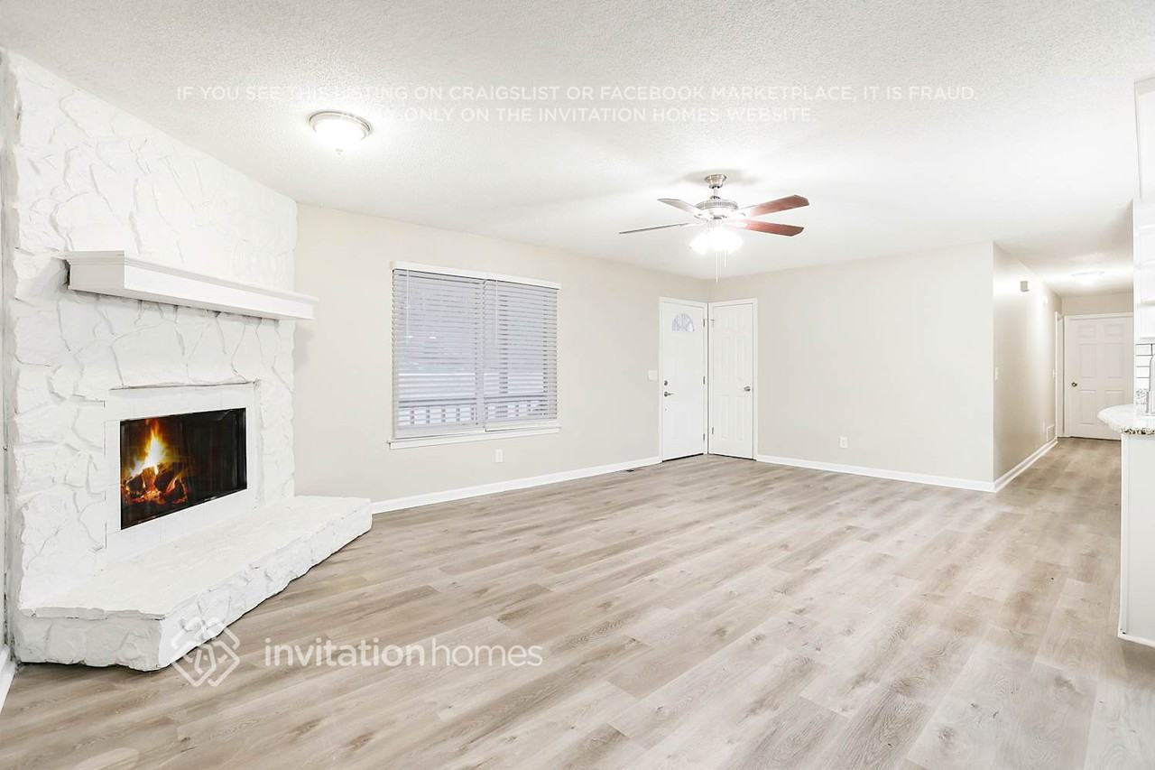 4178 Maroney Mill Road - Photo 3 of 22