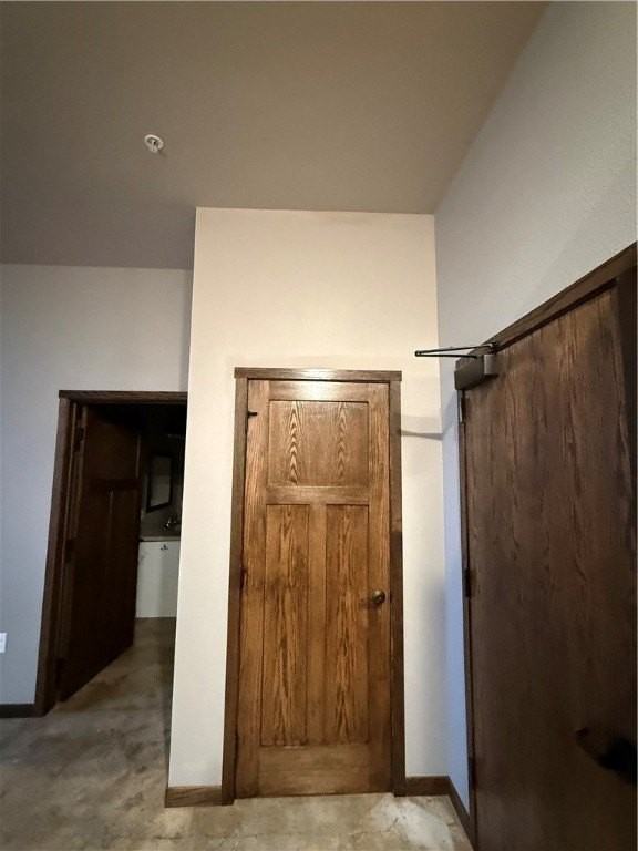 538 Woodridge Ct Unit 2 #2 - Photo 5 of 20