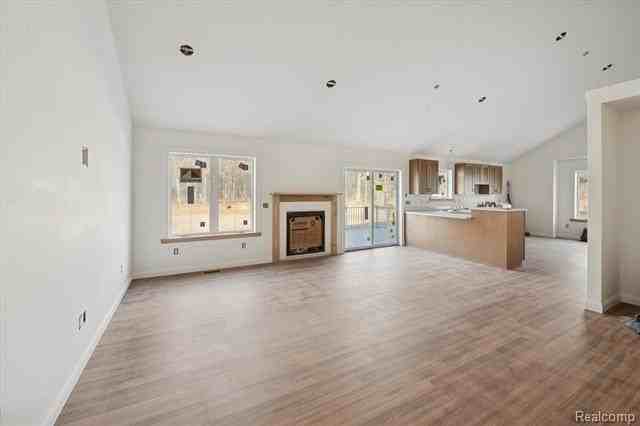 Katherina Z Pl - Photo 2 of 24