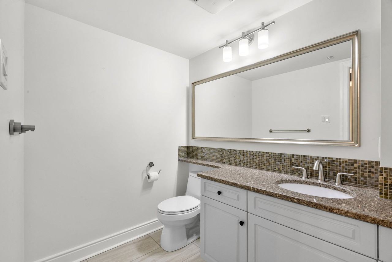 1505, 400 Eau Claire Avenue SW - 1 #1 - Photo 6 of 50