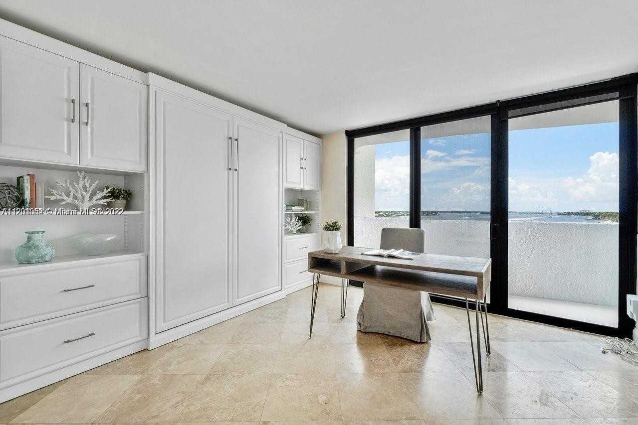 1200 S Flagler Dr #805 - Photo 3 of 17