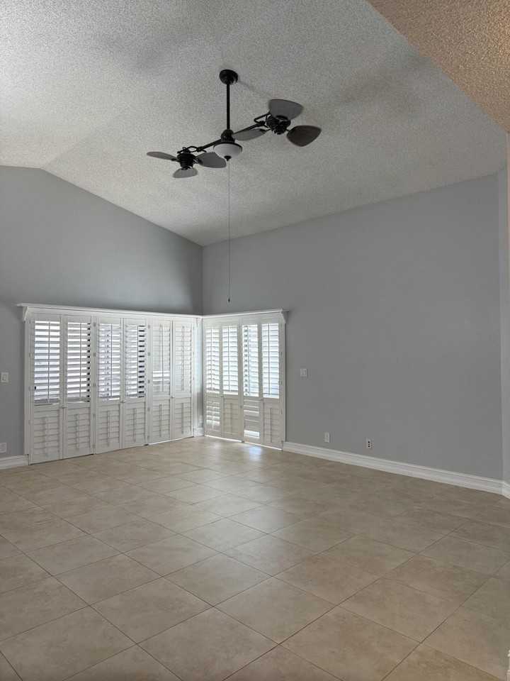 21583 Villa Nova Drive - Photo 6 of 33