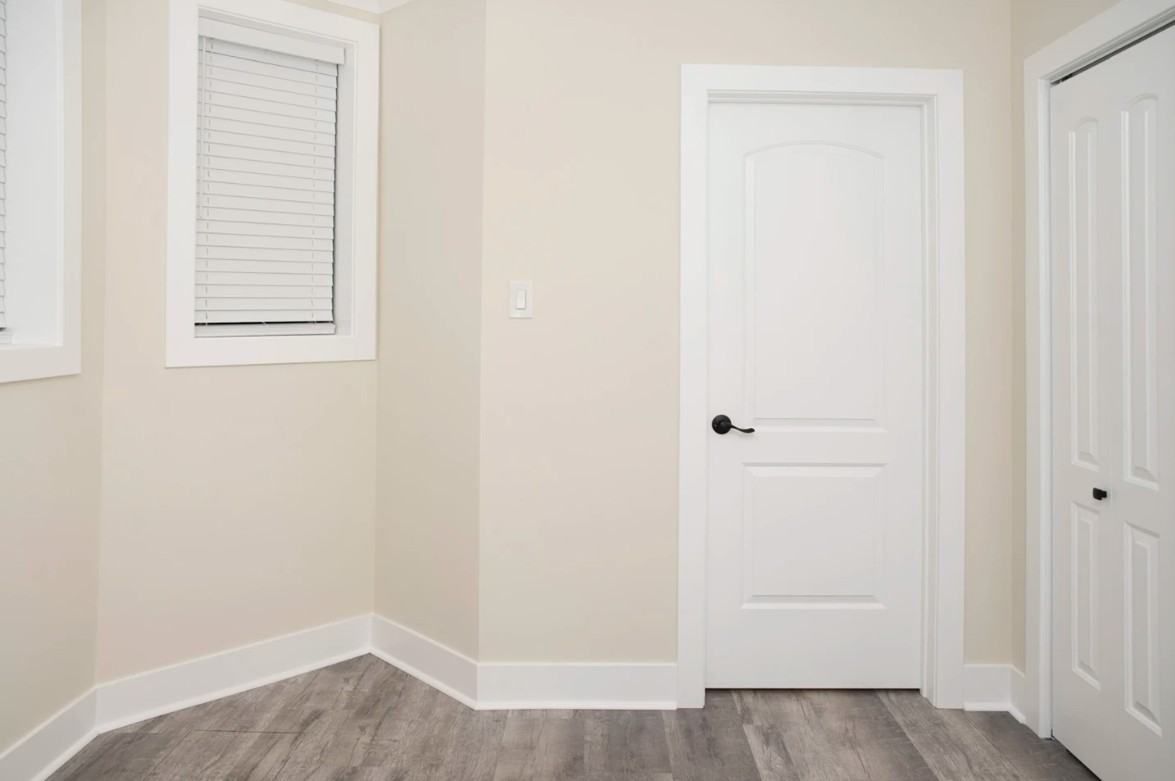 W Grace St & N Greenview Ave - Photo 7 of 11