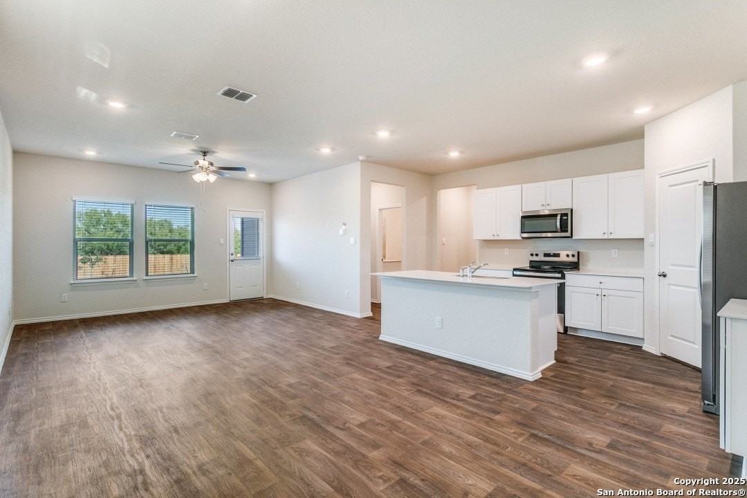 6011 Bowie Mountain - Photo 3 of 11