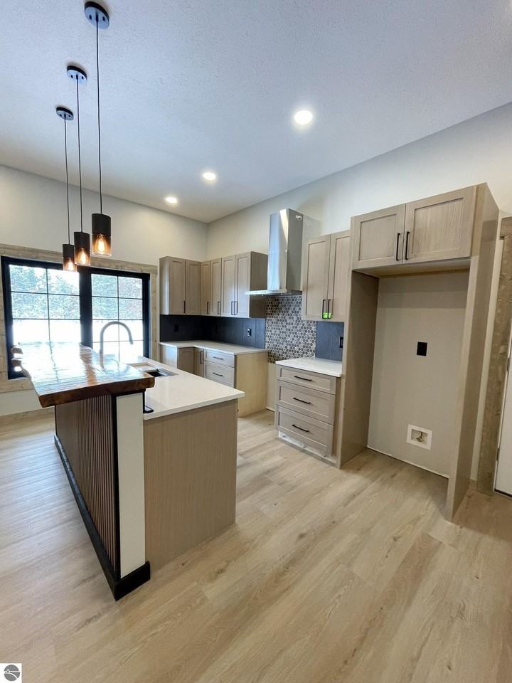 Kalkaska St - Photo 6 of 28