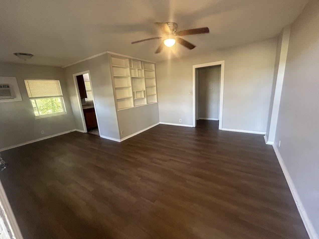 2619 Mission Rd - Photo 3 of 12