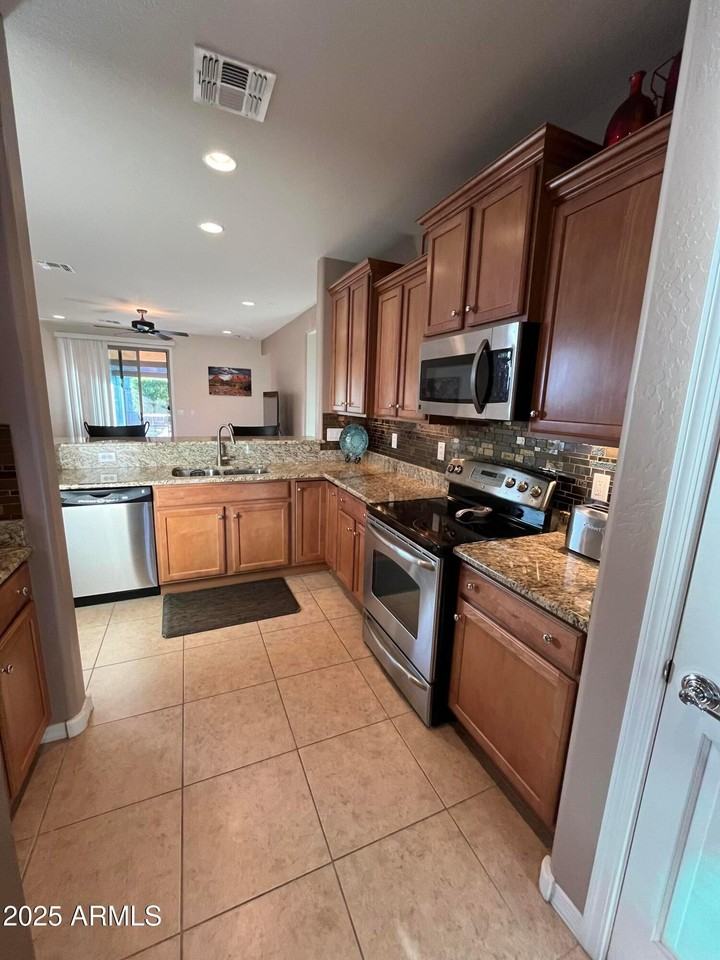 26197 W Vista North Dr - Photo 5 of 46