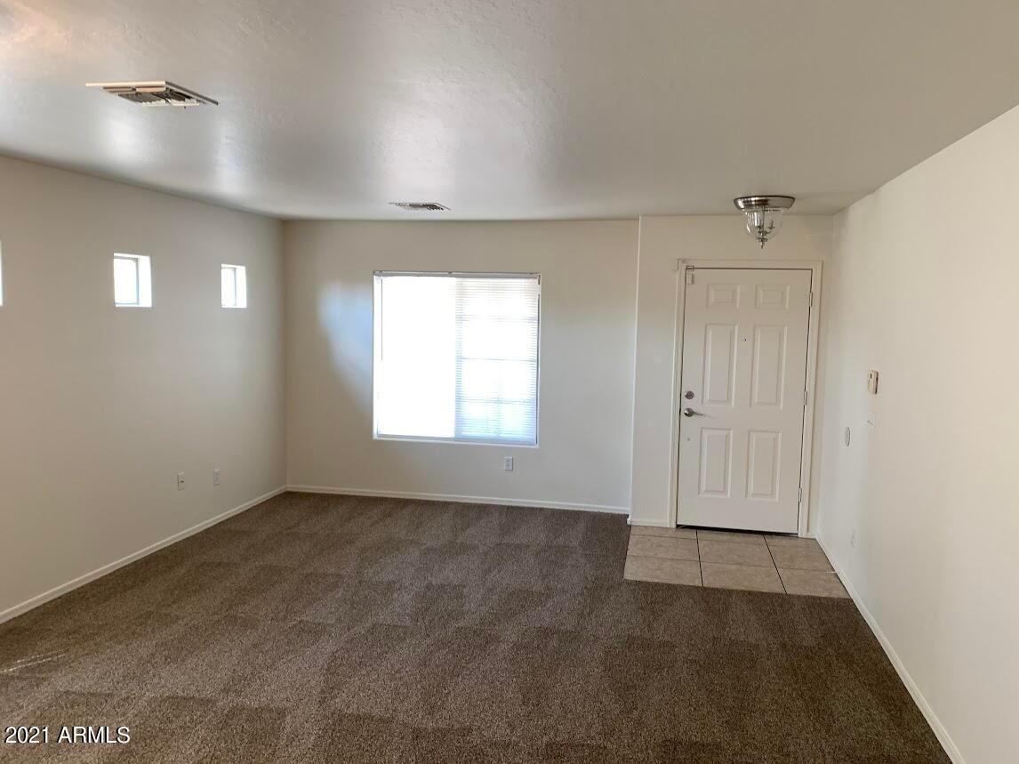 6005 South 15th Drive - Photo 5 of 27