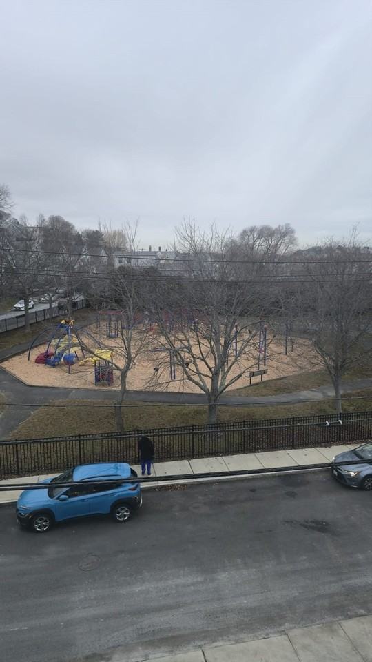 146 Dolphin Avenue - Photo 4 of 6