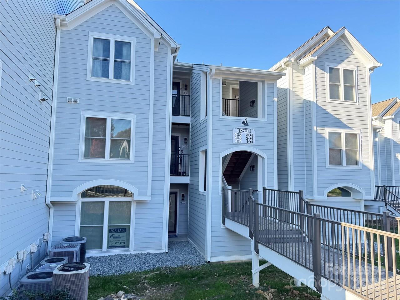 18701 Nautical Dr ##203 - Photo 5 of 13