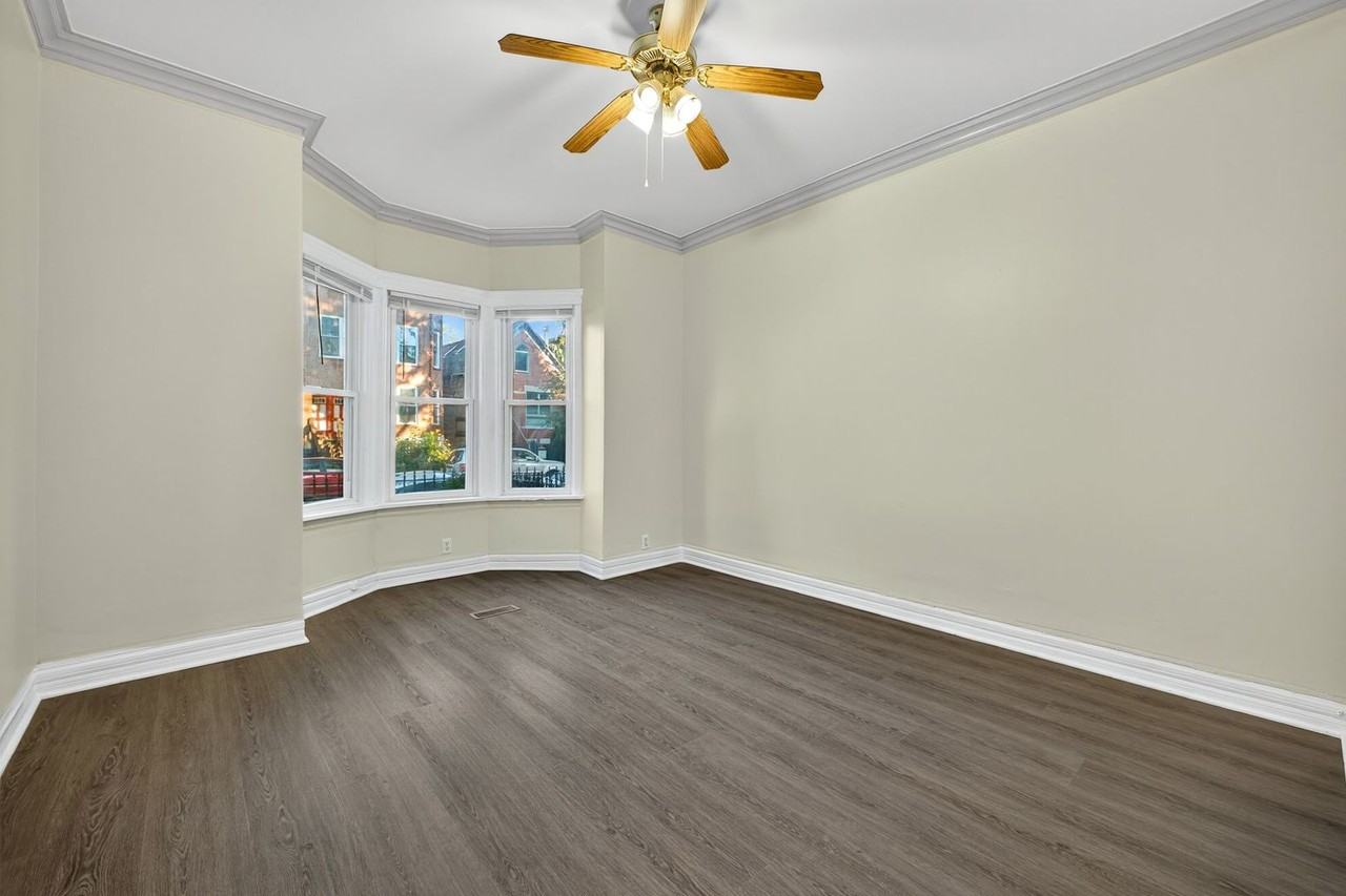 1922 North Whipple Street ##1 - Photo 4 of 16