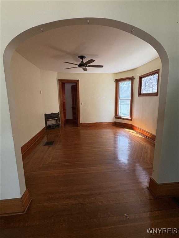 497 Breckenridge Street - Photo 3 of 10