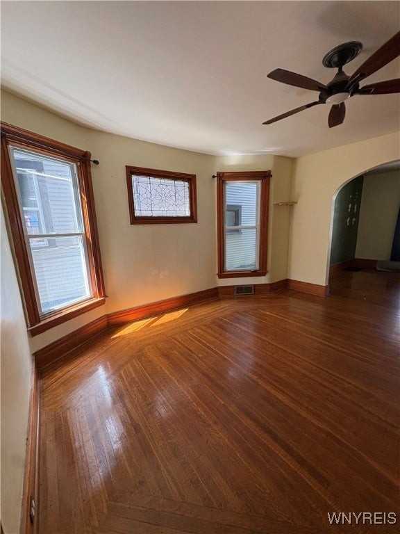 497 Breckenridge Street - Photo 4 of 10