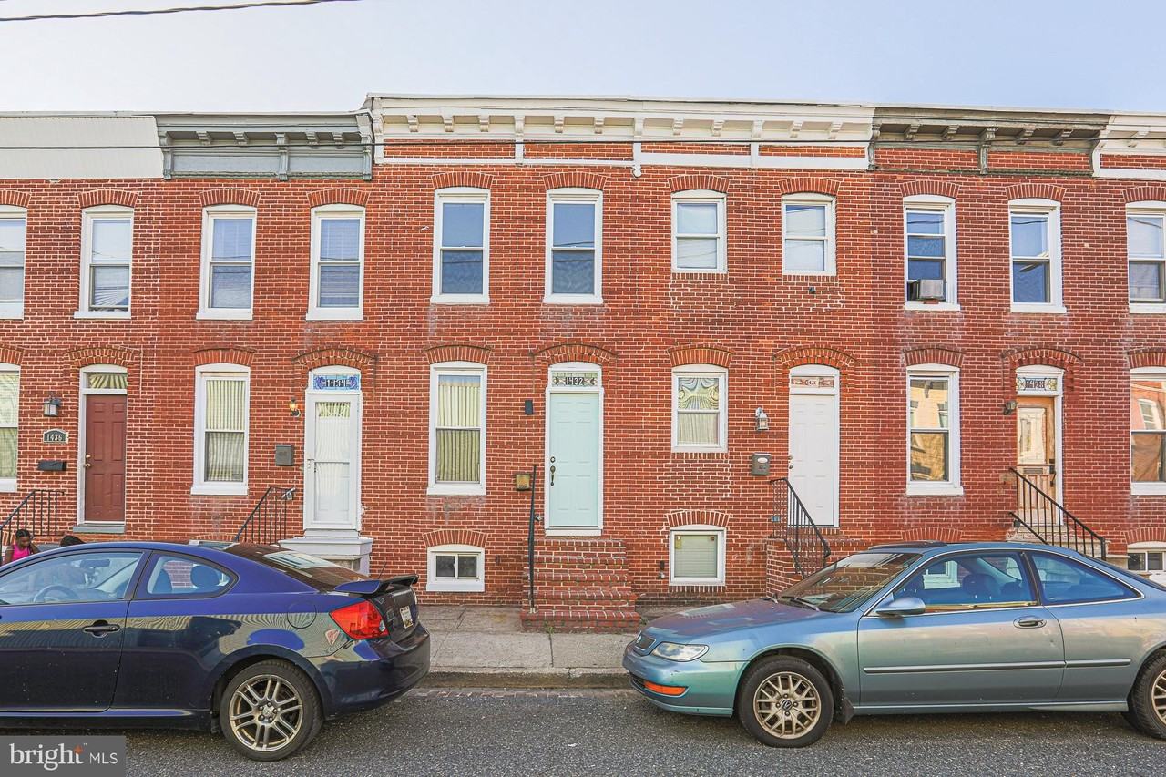 1432 Ward Street - Photo 4 of 33