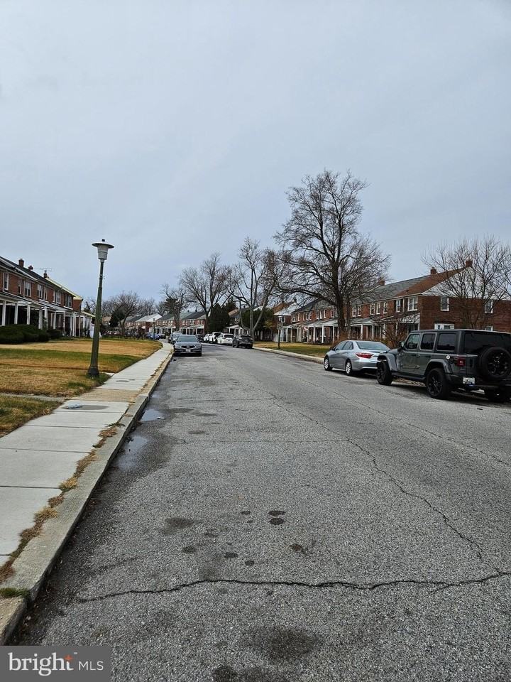 1285 Cedarcroft Road