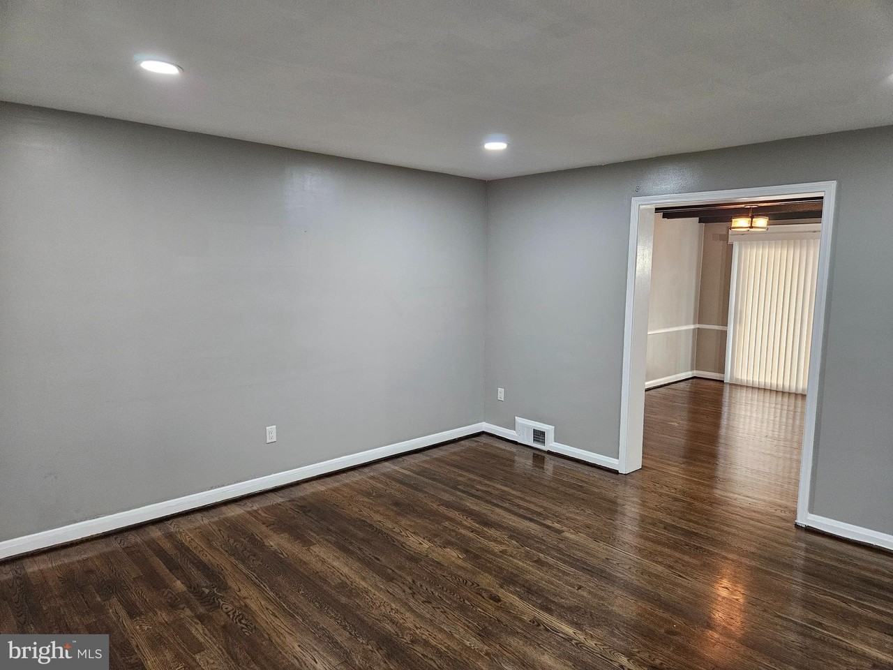 1285 Cedarcroft Rd - Photo 3 of 20