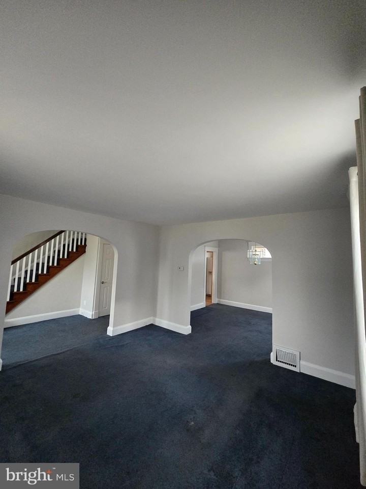 3015 Ritchie Avenue - Photo 3 of 17