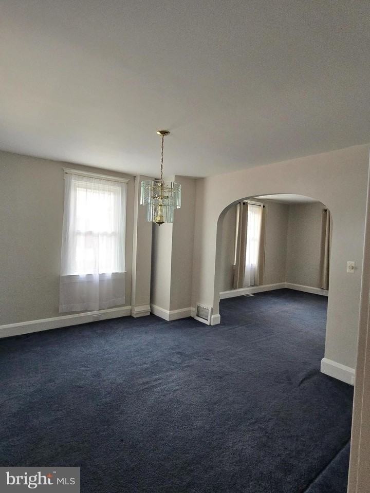 3015 Ritchie Avenue - Photo 5 of 17