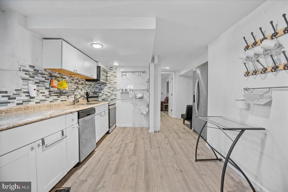 121 Onondaga Drive - Photo 7 of 19