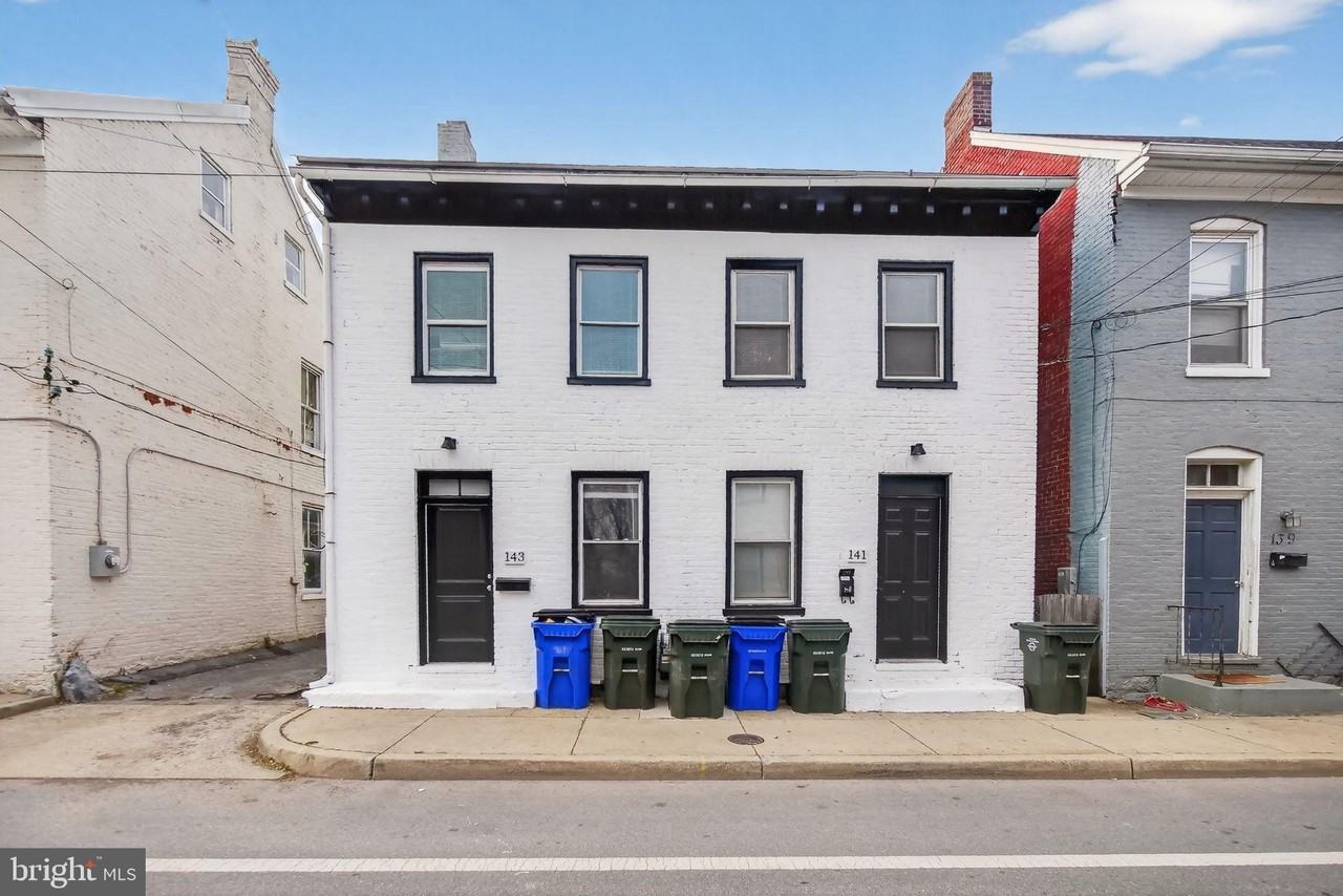 141 South Locust Street - Photo 2 of 33