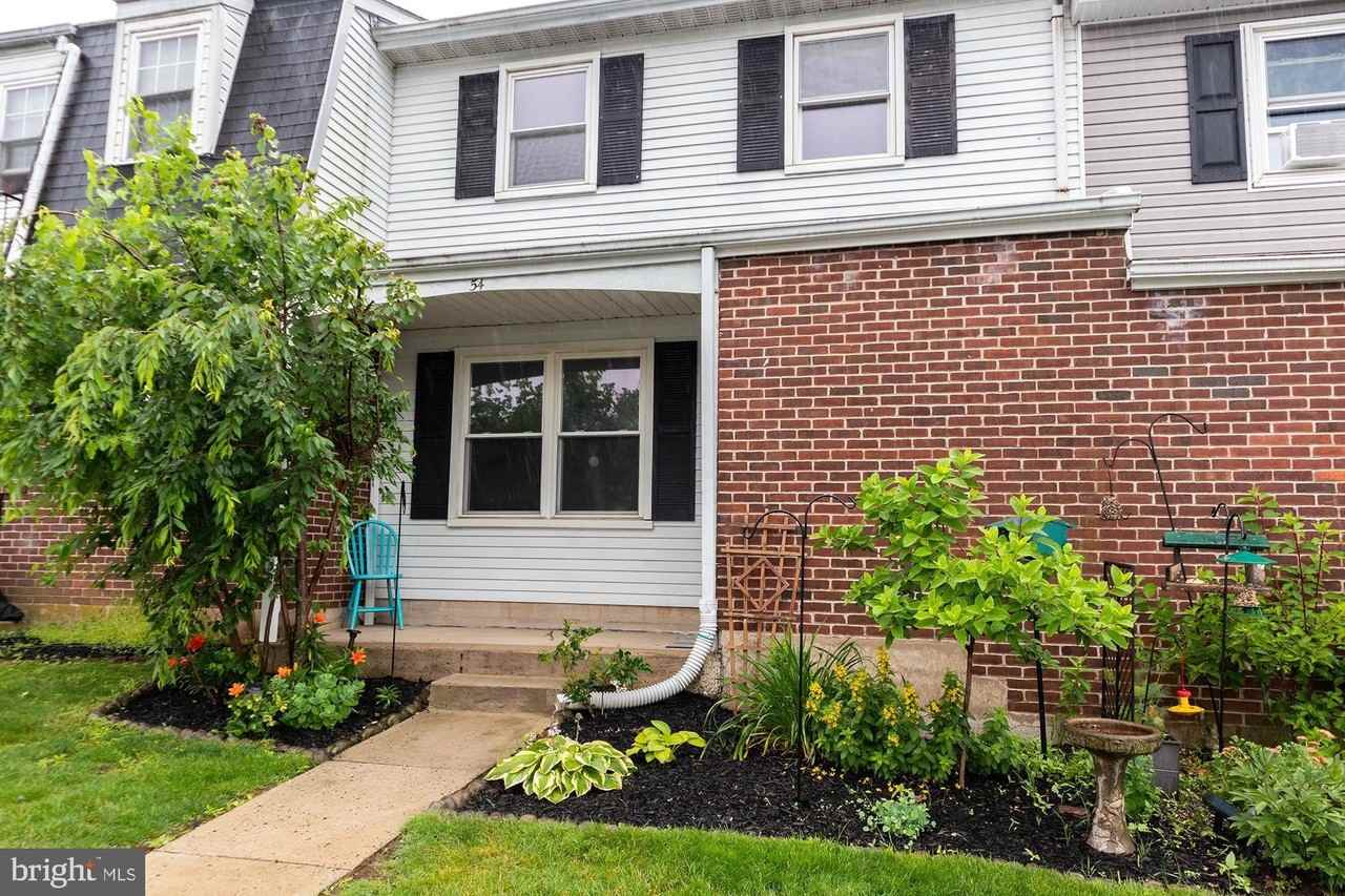 54 Reliance Ct - Photo 2 of 48