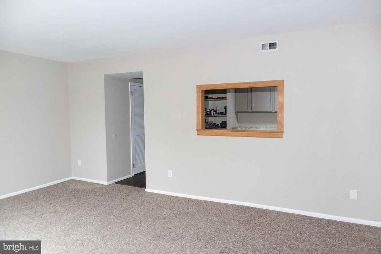 54 Reliance Ct - Photo 7 of 48