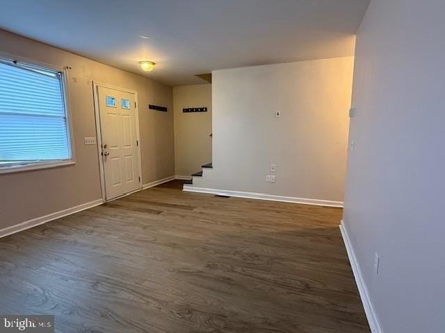 326 Lincoln Avenue - Photo 2 of 16