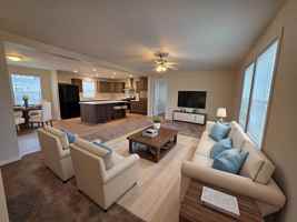 featured image of Hawthorne Street #563